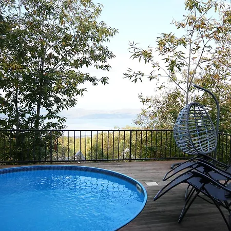 Oba Alojamento de Acomodação e Pequeno-almoço 4*